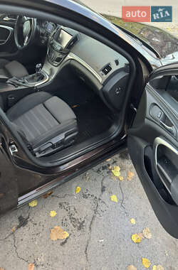 Универсал Opel Insignia 2014 в Кривом Роге