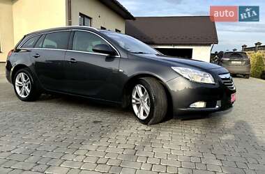 Универсал Opel Insignia 2009 в Луцке
