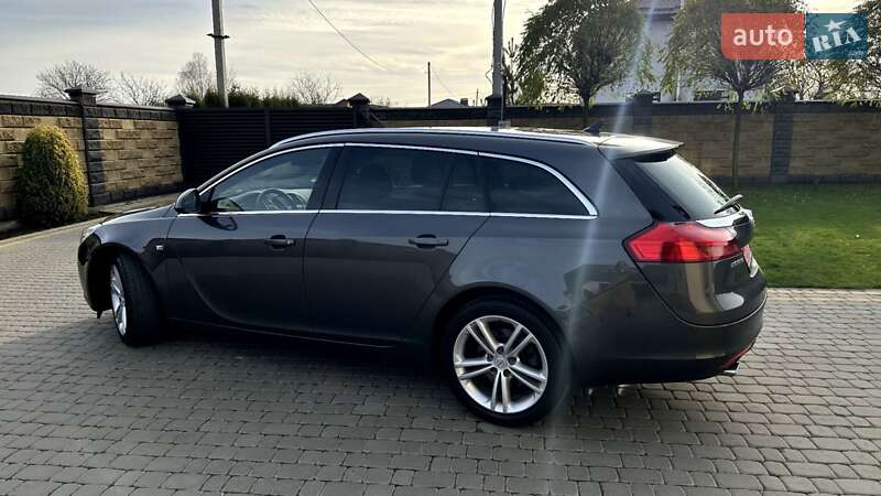 Універсал Opel Insignia 2009 в Луцьку