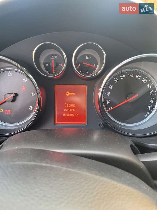 Универсал Opel Insignia 2010 в Хмельницком