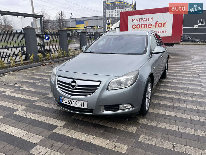 Универсал Opel Insignia 2010 в Львове фото Универсал Opel Insignia 2010 в Львове