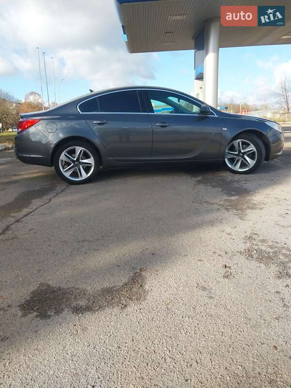 Лифтбек Opel Insignia 2009 в Владимире фото 9 Лифтбек Opel Insignia 2009 в Владимире