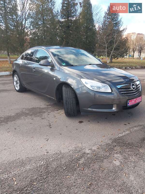 Лифтбек Opel Insignia 2009 в Владимире фото 27 Лифтбек Opel Insignia 2009 в Владимире