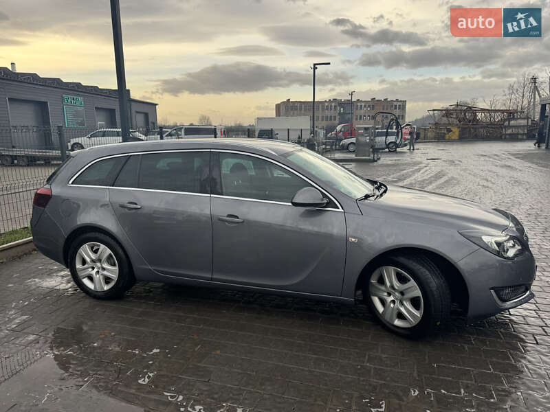Универсал Opel Insignia 2016 в Ивано-Франковске