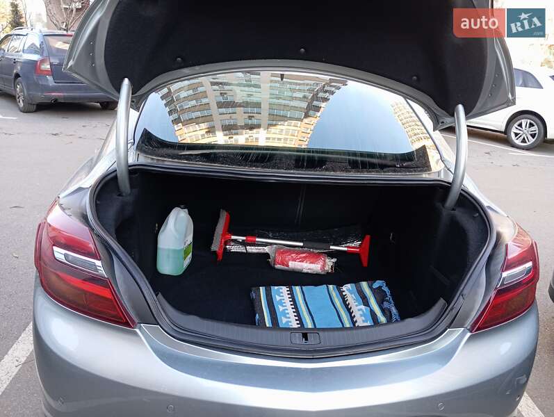 Лифтбек Opel Insignia 2015 в Киеве фото 4 Лифтбек Opel Insignia 2015 в Киеве