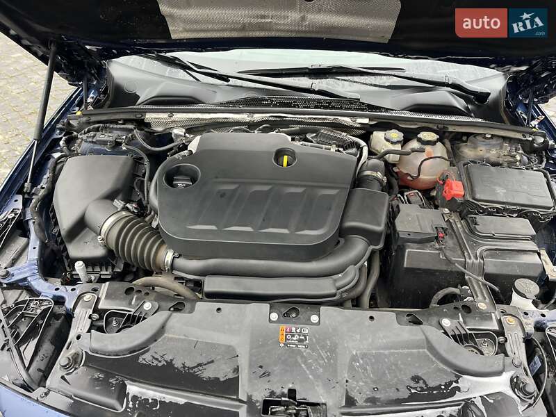 Универсал Opel Insignia 2020 в Золочеве