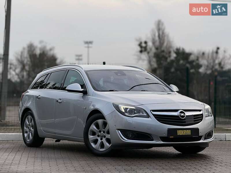 Универсал Opel Insignia 2016 в Киеве