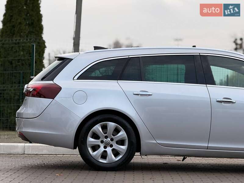 Универсал Opel Insignia 2016 в Киеве