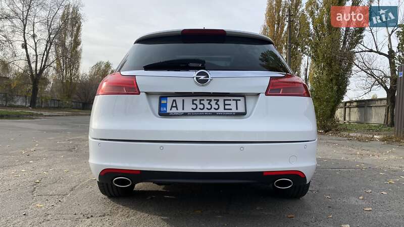 Универсал Opel Insignia 2012 в Киеве