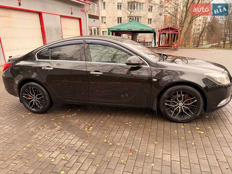 Седан Opel Insignia 2011 в Хмельницькому