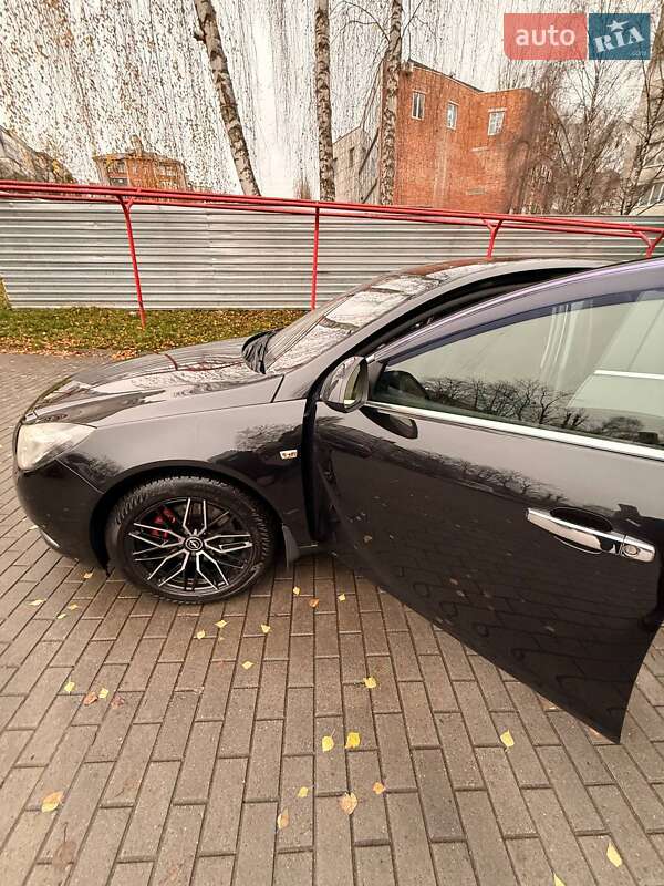 Седан Opel Insignia 2011 в Хмельницькому