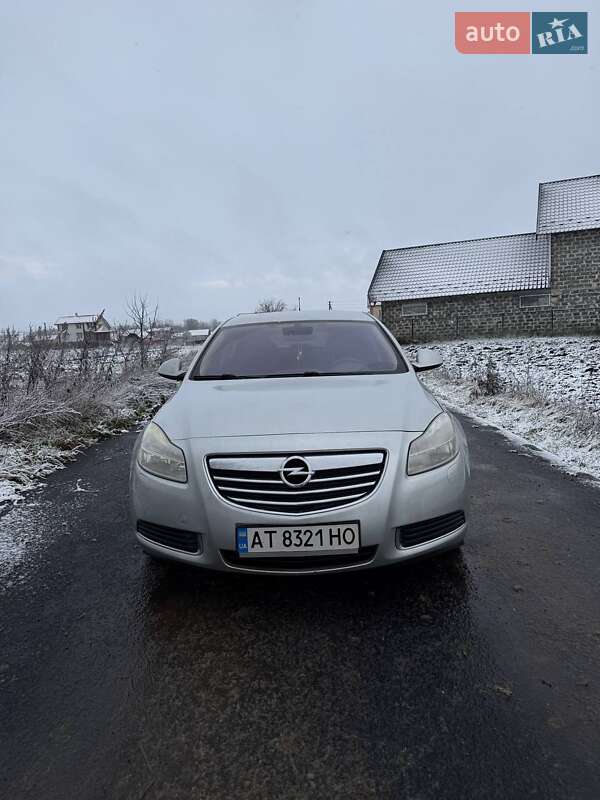 Седан Opel Insignia 2009 в Ивано-Франковске