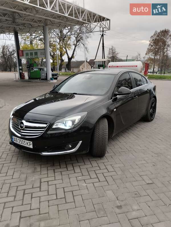 Лифтбек Opel Insignia 2014 в Бершади