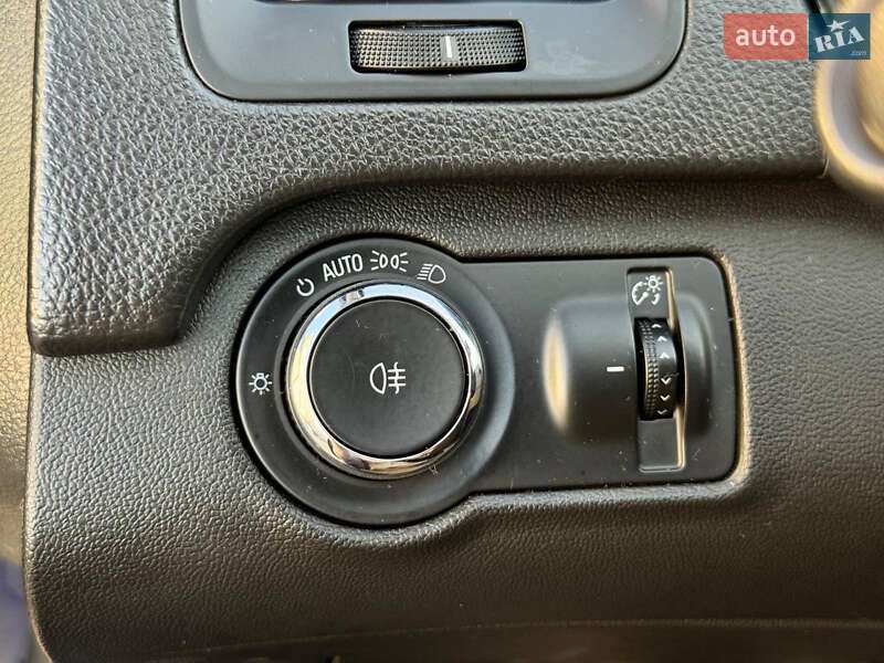 Универсал Opel Insignia 2014 в Одессе