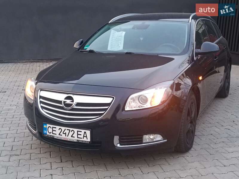 Універсал Opel Insignia 2009 в Чернівцях