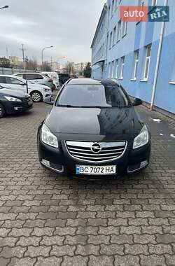 Універсал Opel Insignia 2010 в Львові
