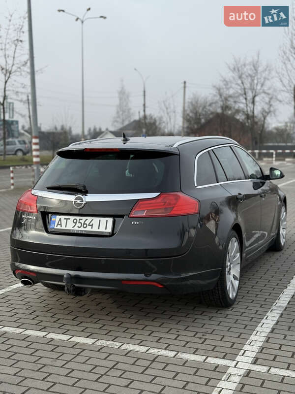 Универсал Opel Insignia 2010 в Коломые