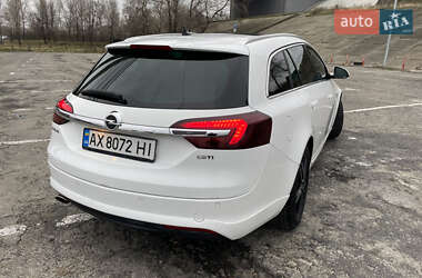 Универсал Opel Insignia 2014 в Киеве