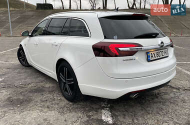 Универсал Opel Insignia 2014 в Киеве