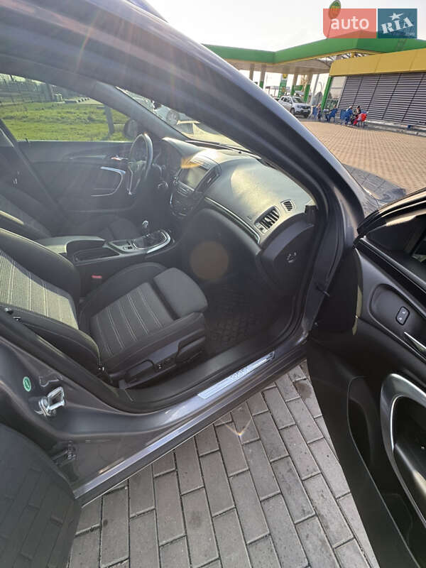 Универсал Opel Insignia 2015 в Измаиле