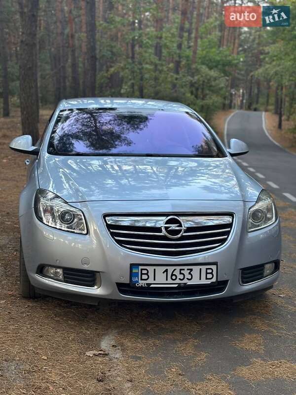 Седан Opel Insignia 2013 в Полтаве