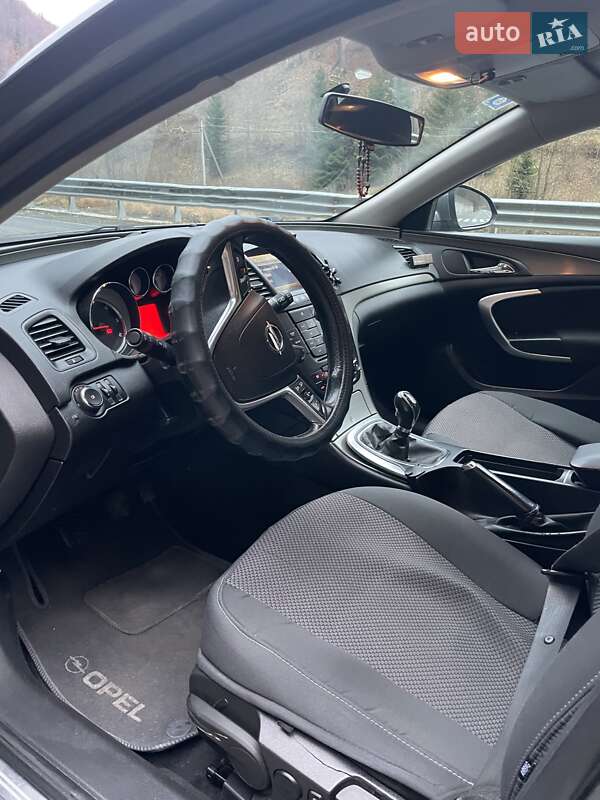 Универсал Opel Insignia 2009 в Ивано-Франковске