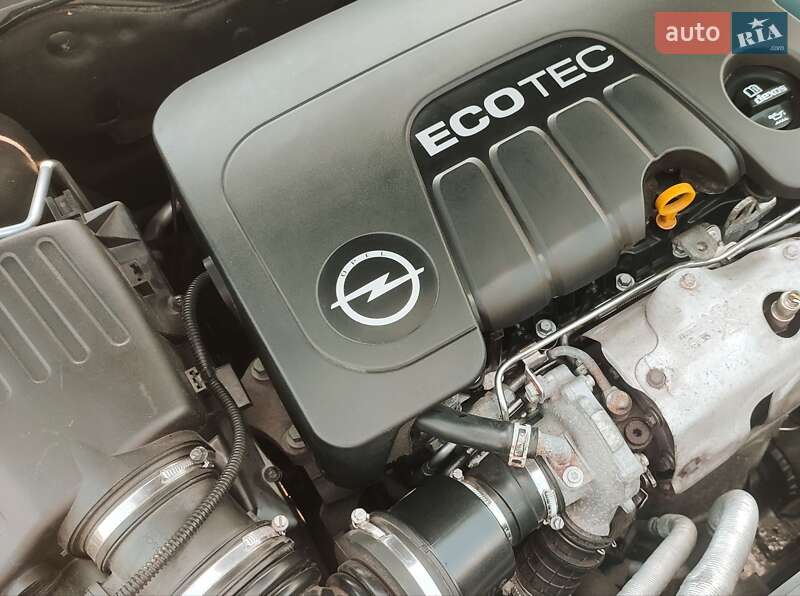 Універсал Opel Insignia 2016 в Конотопі