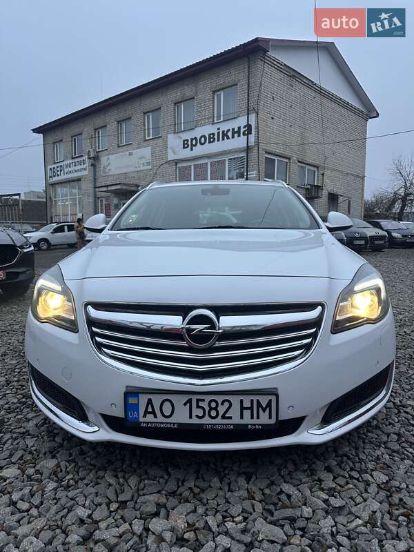 Универсал Opel Insignia 2014 в Смеле