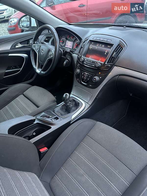 Универсал Opel Insignia 2014 в Смеле