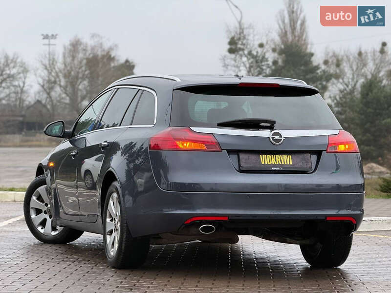 Універсал Opel Insignia 2009 в Києві