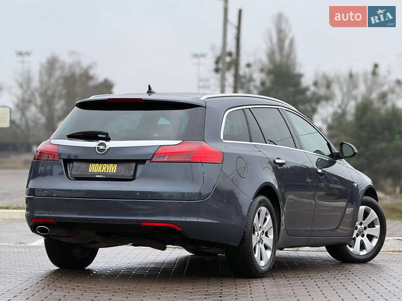 Універсал Opel Insignia 2009 в Києві