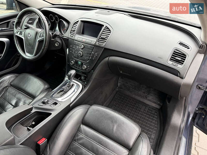 Універсал Opel Insignia 2009 в Києві