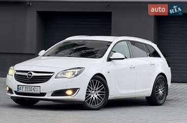 Универсал Opel Insignia 2015 в Ивано-Франковске