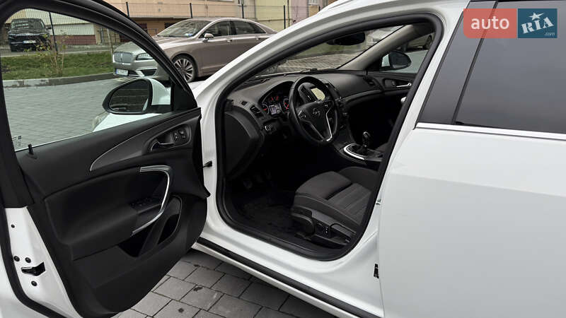 Універсал Opel Insignia 2015 в Івано-Франківську фото 26 Універсал Opel Insignia 2015 в Івано-Франківську