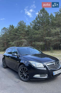 Універсал Opel Insignia 2010 в Маневичах