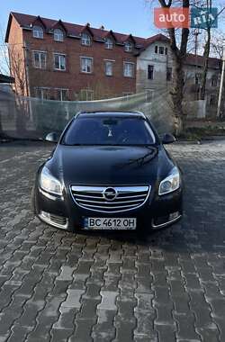 Універсал Opel Insignia 2013 в Дрогобичі