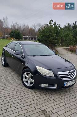 Седан Opel Insignia 2011 в Новояворовске