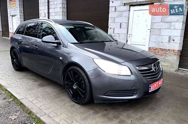 Универсал Opel Insignia 2009 в Луцке