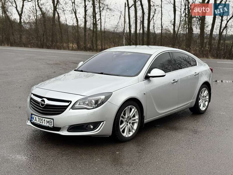 Лифтбек Opel Insignia 2014 в Львове