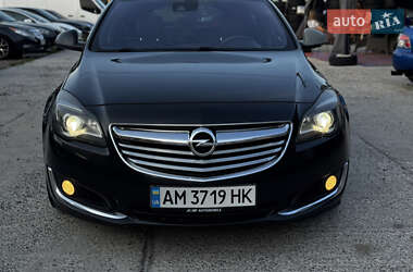 Лифтбек Opel Insignia 2013 в Житомире