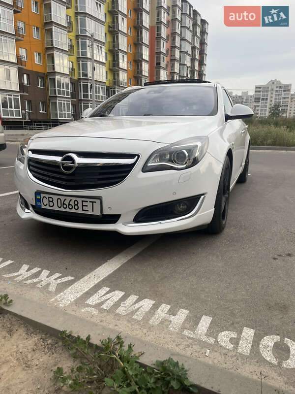 Універсал Opel Insignia 2014 в Чернігові
