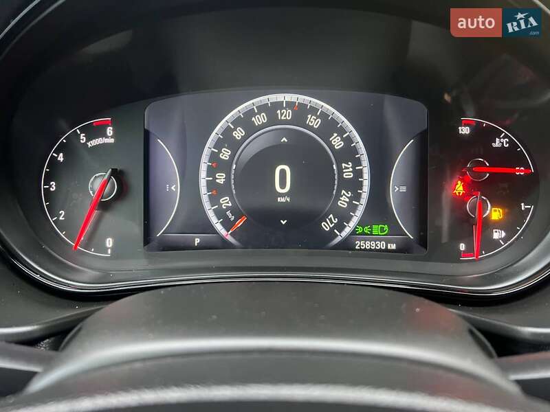 Універсал Opel Insignia 2015 в Хмельницькому