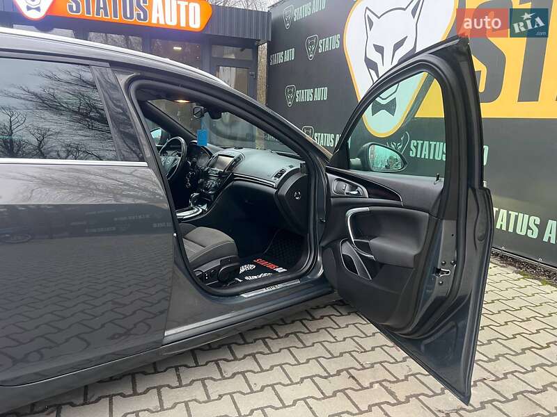 Універсал Opel Insignia 2015 в Хмельницькому