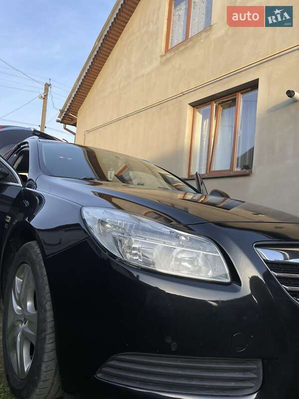 Универсал Opel Insignia 2012 в Долине фото 9 Универсал Opel Insignia 2012 в Долине