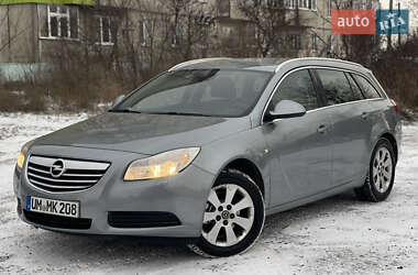 Универсал Opel Insignia 2011 в Ровно