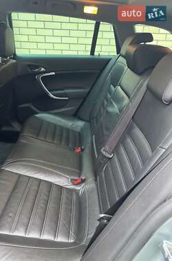 Універсал Opel Insignia 2014 в Луцьку