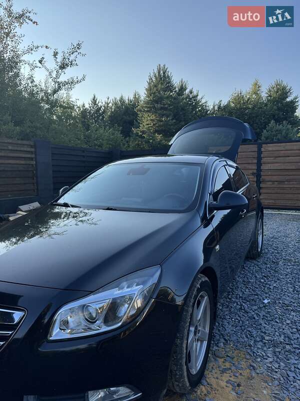 Ліфтбек Opel Insignia 2012 в Нетішині