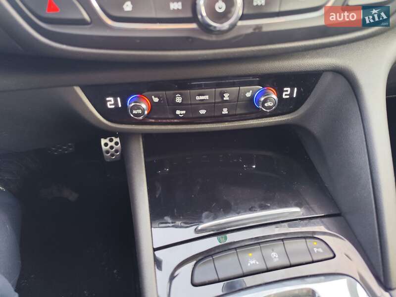 Универсал Opel Insignia 2018 в Житомире фото 23 Универсал Opel Insignia 2018 в Житомире