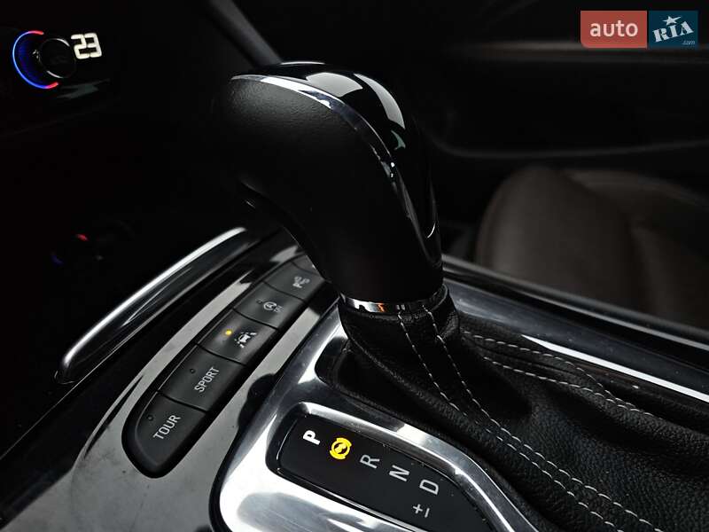 Универсал Opel Insignia 2017 в Киеве