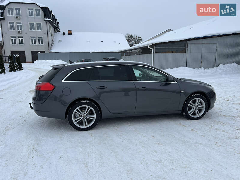 Универсал Opel Insignia 2011 в Бродах